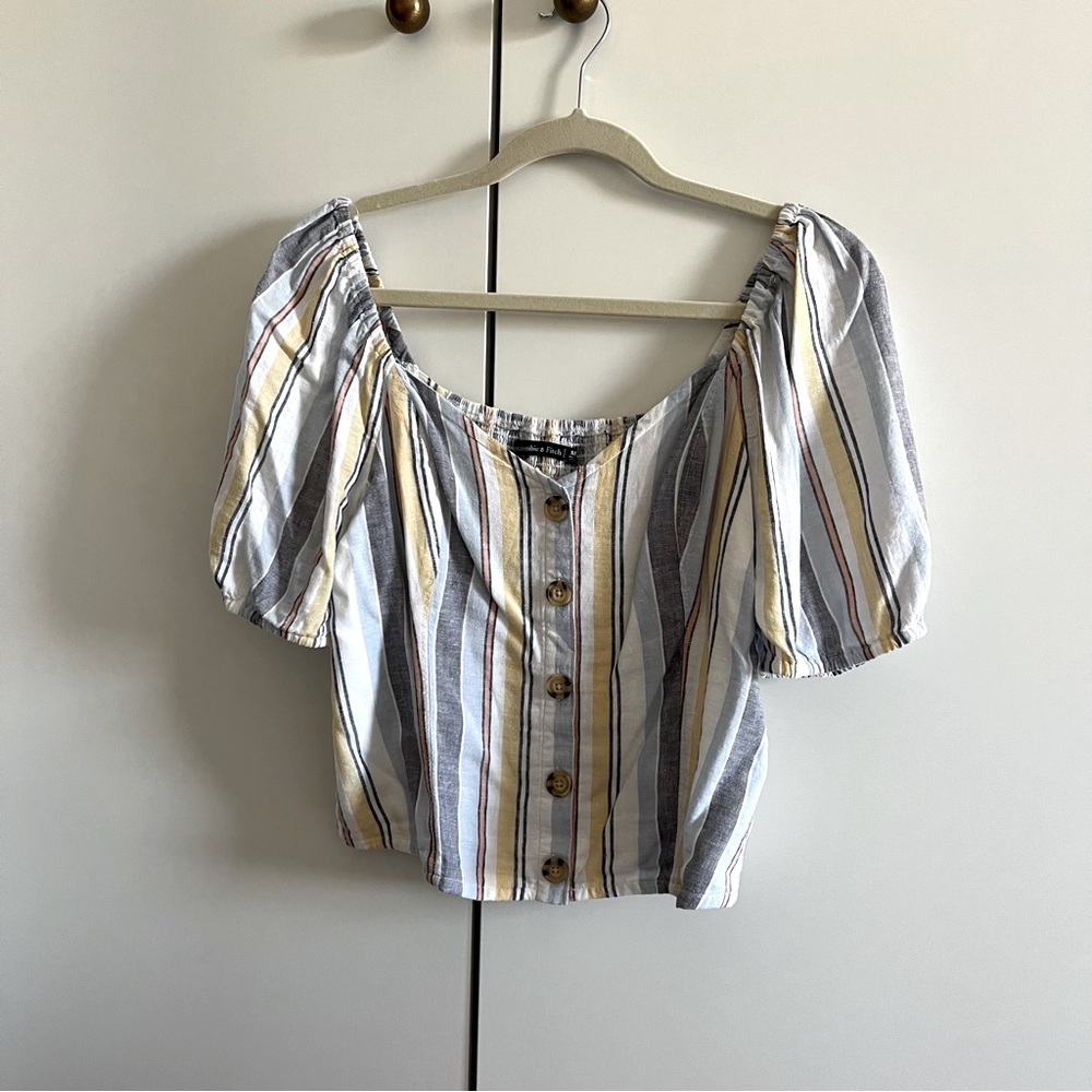 Abercrombie and Fitch striped top - M
